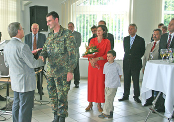 Das Leben geht weiter, ein Willkommensgruß an den neuen Kommendeur PzPiBtl 1 OTL See durch Wolfgang Doods!